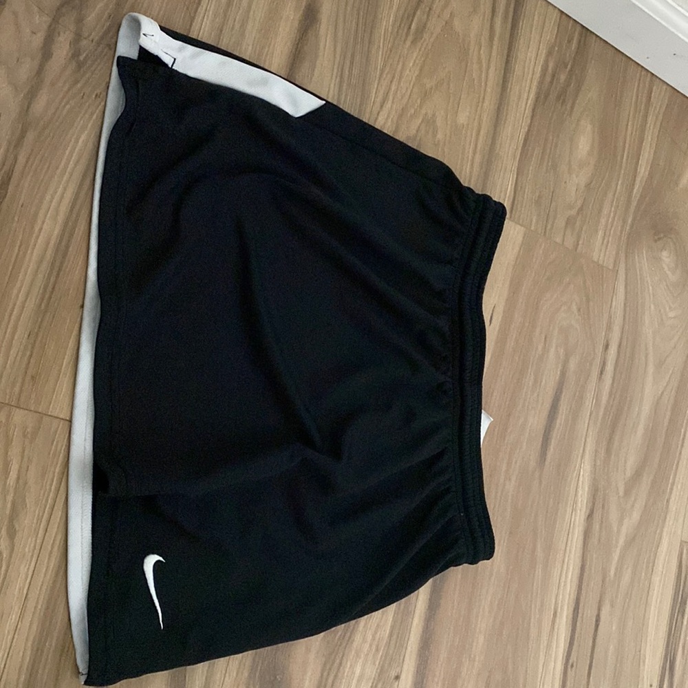 Small nike tennis skirt